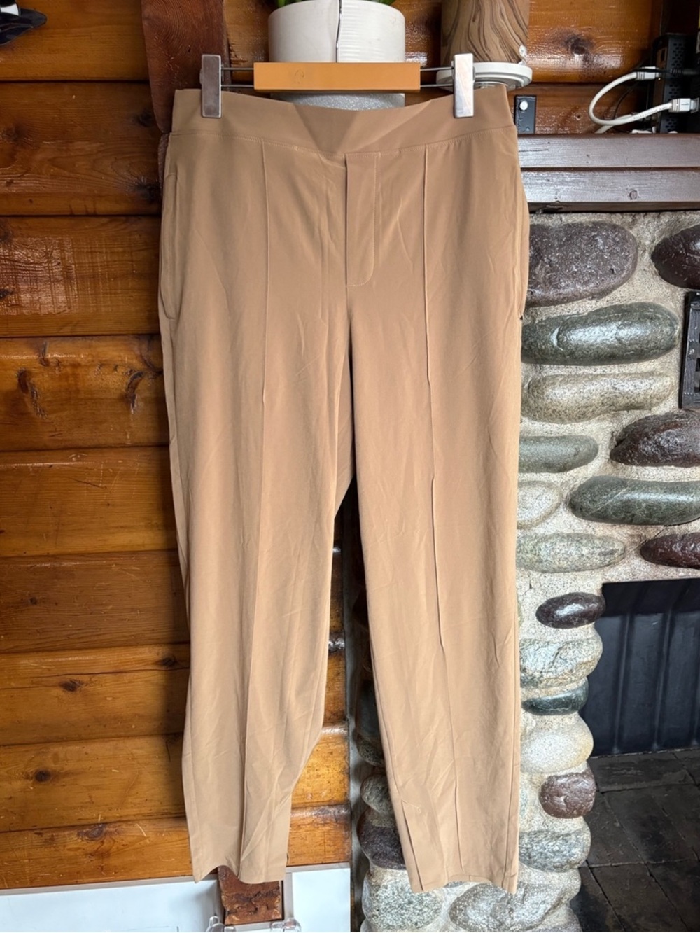 Athleta Brooklyn Full Length Pants Size 8 Camel Tan Stretch Travel Trouser